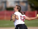 Softball sweeps UMF for team-record 9th straight win