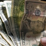 Musing about money improves self-control, Bates study finds Musing about money improves self-control, Bates study finds