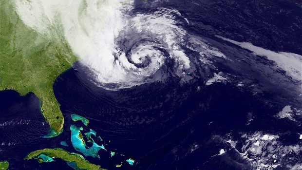 hurricane-sandy_2381667b