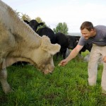 Gabe Clark ’02 tells Bangor Daily News that grass-fed beef is where it’s at Gabe Clark ’02 tells Bangor Daily News that grass-fed beef is where it’s at