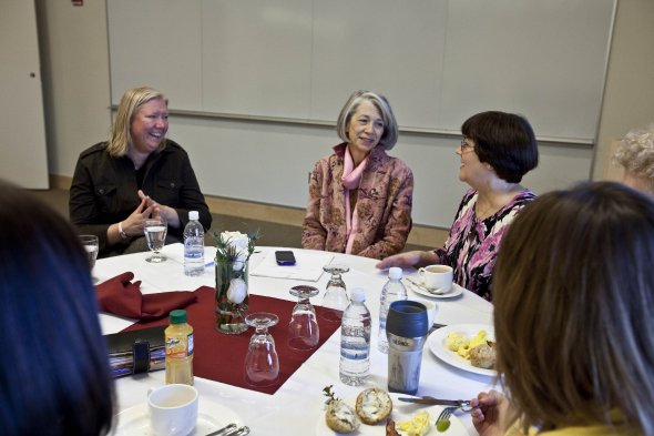 Maine's first lady visits Bates Maine's first lady visits Bates