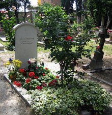 brodsky-grave_06ca61c733_b brodsky-grave_06ca61c733_b