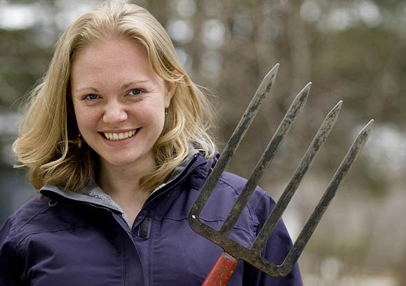 Molly Mylius '11 of Anchorage, Alaska, will lead a campus gardening group on Bates' first annual EcoService Day. Molly Mylius '11 of Anchorage, Alaska, will lead a campus gardening group on Bates' first annual EcoService Day.