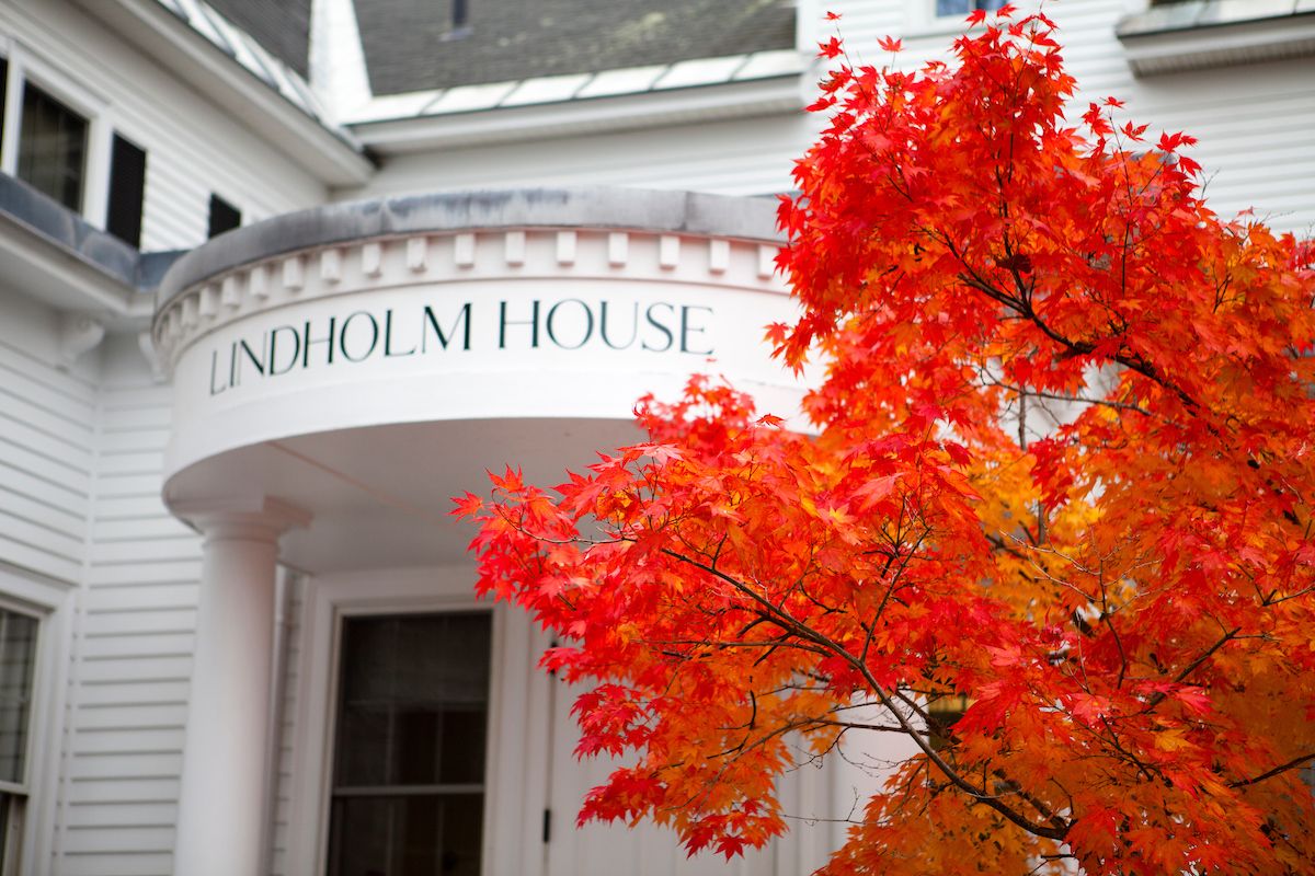 Image of Lindholm House, Bates College.