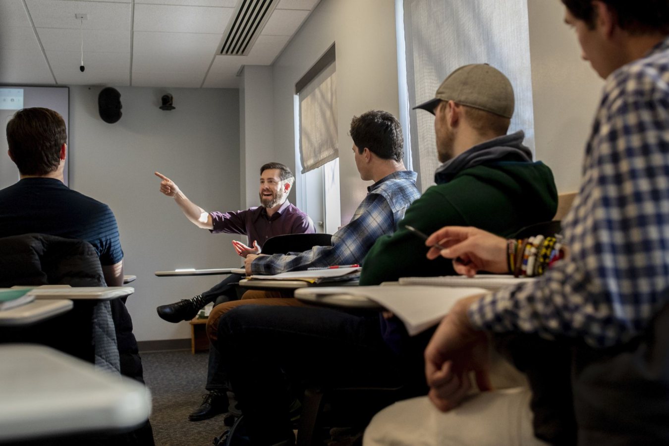 Dr. Kelton McMahon '05 of the University of Rhode Island was on campus today, Jan. 14, to give a talk, "Transforming the Study of Ocean Food Webs:  Atoms to Ecosystems," sponsored by the biology department (Monday, January 14th – 4:10 – 5:30 pm
Carnegie Science, Room 204).

In these photographs, oceanic ecogeochemist Kelton McMahon '05 speaks to a Junior Seminar taught by Larissa Williams, associate professor of biology. It's considered a Purposeful Work infusion course. Time: 1-4pm in Carnegie 111.


Please note:
Textbooks may be ordered a few weeks in advance of, and through the end of each semester
BIO 460 - Junior Seminar
Reading original biological literature is an essential skill for biology majors. Focusing on the topics addressed by invited speakers for the semester's biology seminar program, students review articles, write analyses, and contribute oral presentations in a small group format. Students attend afternoon and/or evening seminars and discuss the content, context, and presentation of original investigations.