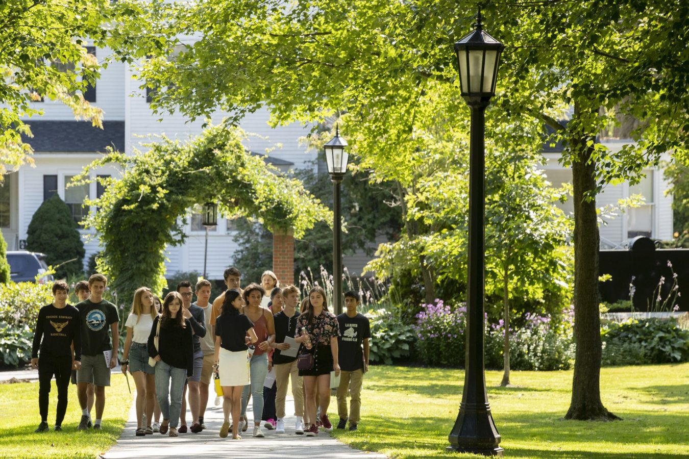 Move-In Day

The Class of 2023 arrives on campus. Students move into their new residences, attend meetings, eat lunch, pick up AESOP equipment, hear the President's Greeting on the Historic Quad, and say goodbye to their families.