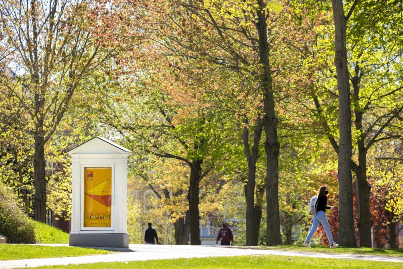 Students walk across the Historic Quad on Wednesday, May 12, 2021.