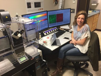 Rebecca Dobbins '16 studies fin regeneration in zebra fish using the Leica scanning confocal microscope for her senior thesis research.