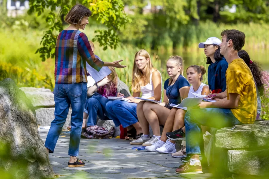 “It was a great day to be talking under the trees.”
— Associate Professor of History Joe Hall, describing the first meeting of his first-year seminar, “This Land is Whose Land?” on the Historic Quad.
The class, along with all other first-year seminars, met for the first time on Thursday morning, Sept. 1, 2022, as an opportunity for classmates to connect with each other and their instructor, who will also serve as their first-year advisor.
Swipe left for a few additional moments from yesterday’s first-year seminars, including:
“Beyond Nelson Mandela: Themes and Personalities in South African History,” taught by Assistant Professor of History Patrick Otim;
“Arts and Spirituality: Art Making and Aesthetic Experience as Conduits for Reflection and Connection,” taught by Lecturer in the Humanities and Multifaith Chaplain Brittany Longsdorf; and
“Reading Refugees and Migration in European Children’s Literature,” taught by Associate Professor of German Raluca Cernahoschi.