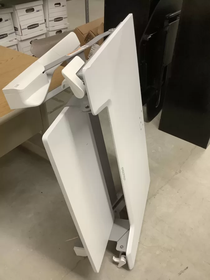 Ergotron- 3