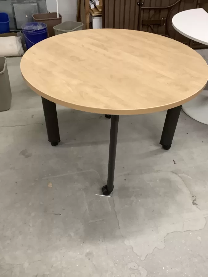 107- Round Table