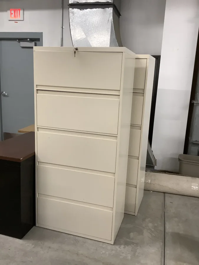 24-Filing Cabinet With Upper Storage