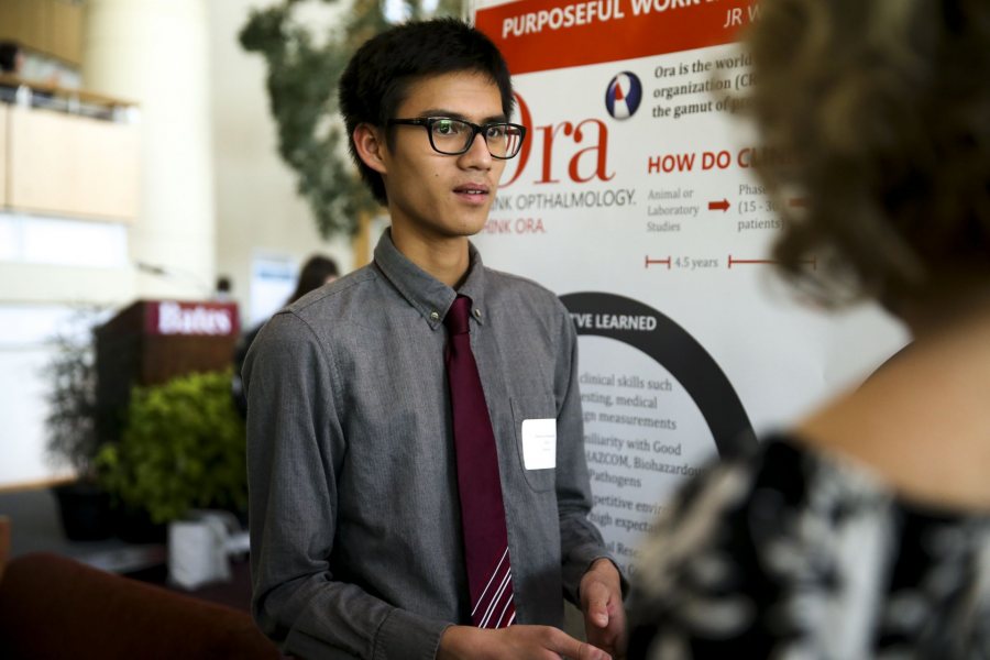 Back To Bates Weekend 3-4pm Purposeful Work Summer Internship Showcase Bates students explore their interests, deepen their skills, and build their networks in diverse worlds of work. View posters and talk with students about their Purposeful Work summer internships. Pettengill Hall, Perry Atrium