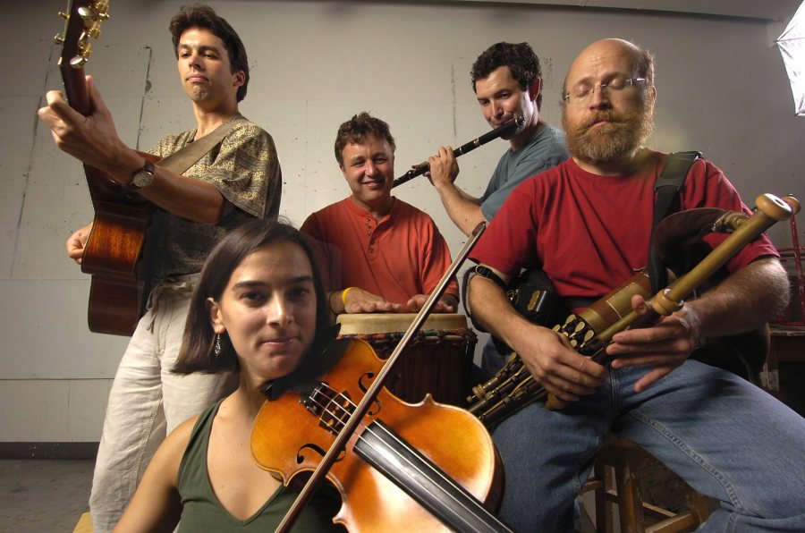 The contradance band Wake the Neighbors.