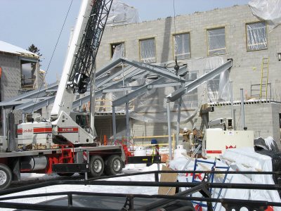 The steel structure of the fireplace lounge at 280 College St. (Doug Hubley/Bates College) 