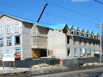 The east flanker on the new student housing, photographed on Feb. 27, 2007. (Doug Hubley/Bates College)