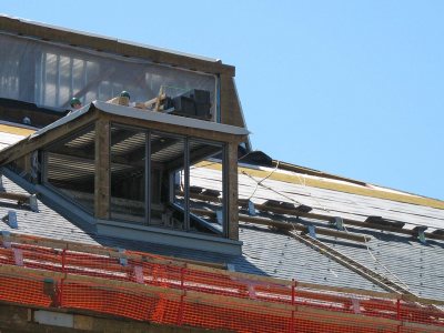 The Commons roof with a skylight and the ventilation monitor. (Doug Hubley/Bates College)