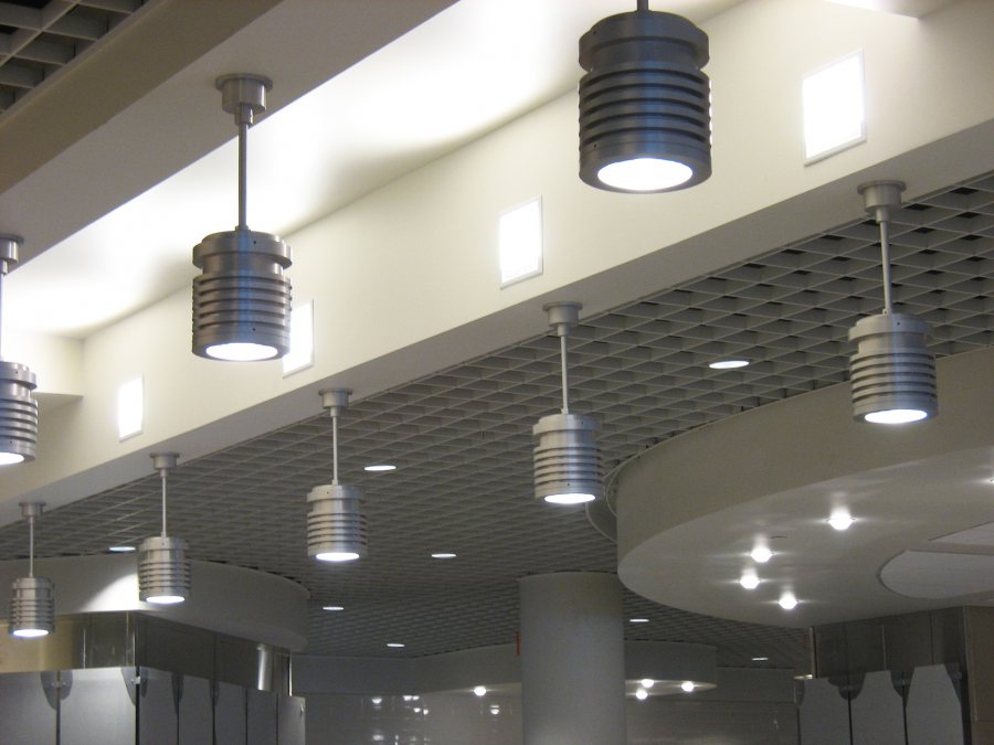 Sleek lighting fixtures in the new Commons. (Doug Hubley/Bates College)