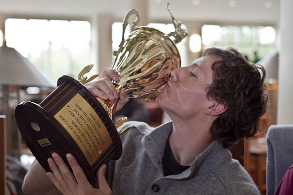 Hockey hardware