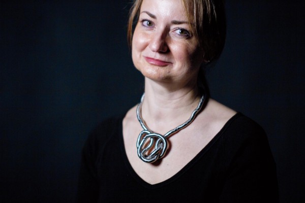 Katalin Vecsey, senior lecturer in theater, directs "Closer." (Phyllis Graber Jensen/Bates College)
