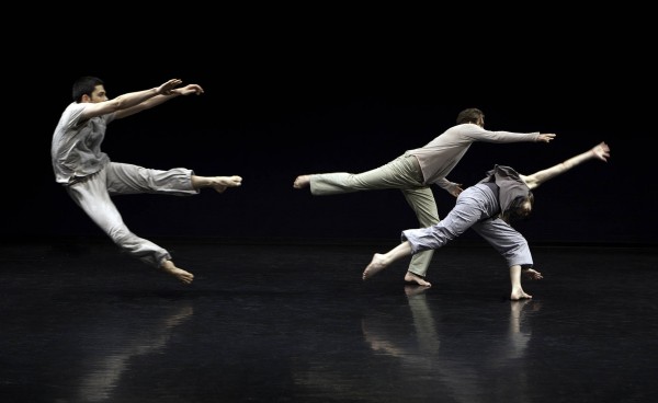 Doug Varone and Dancers return to the Bates Dance Festival in 2013. Photograph by Cylla von Tiedemann.