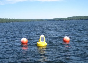 The Lake Auburn buoy in place. Holly Ewing/Bates College.