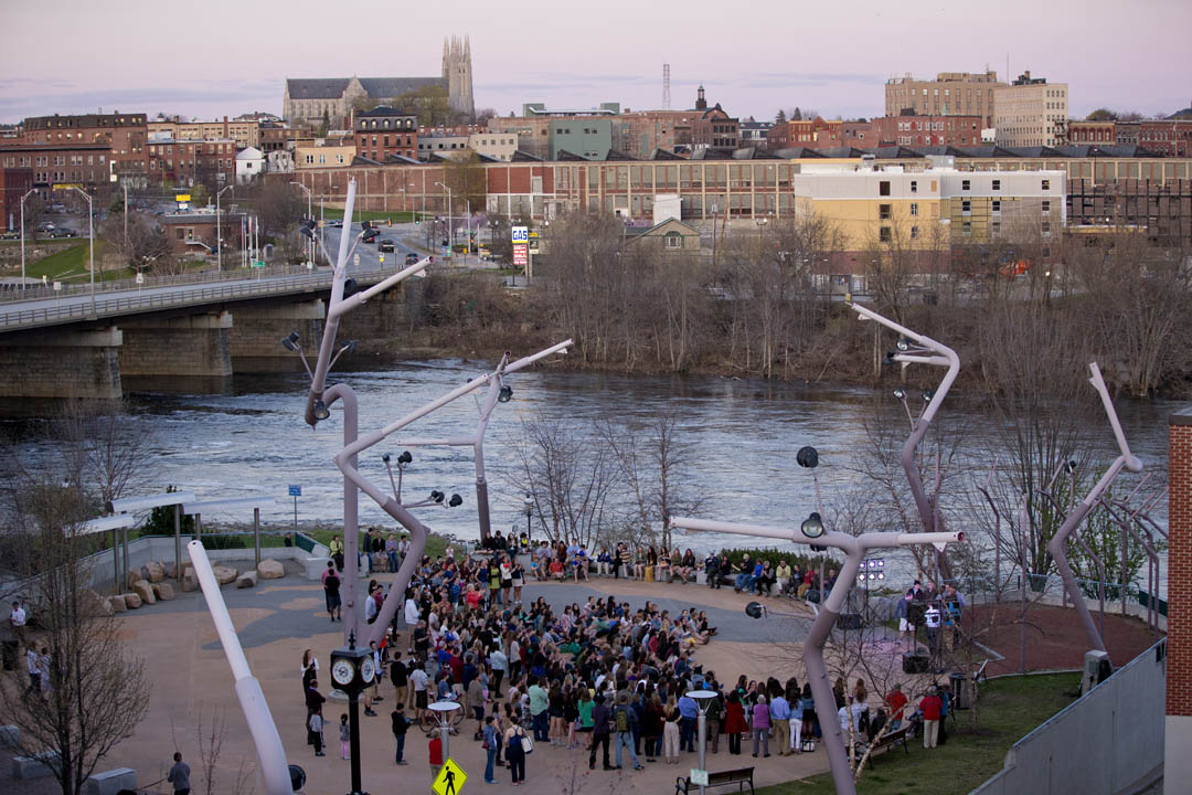 Where all the lights are bright: Students and L-A celebrate Night in Town