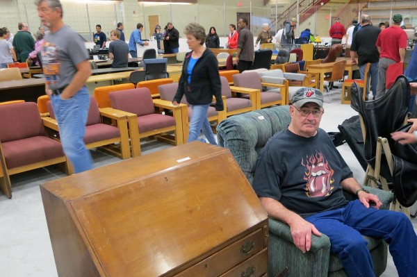 Jim Harwood, Lewiston, tests his purchase. (Alexander Hulse '15)