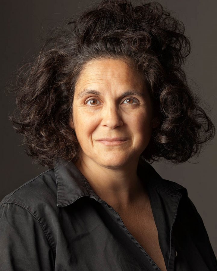 Documentary filmmaker Jennifer Baichwal gives the 2015 Otis Lecture at Bates College. (Jim Panou)