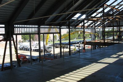 The mezzanine in the new Commons. (Doug Hubley/Bates College)