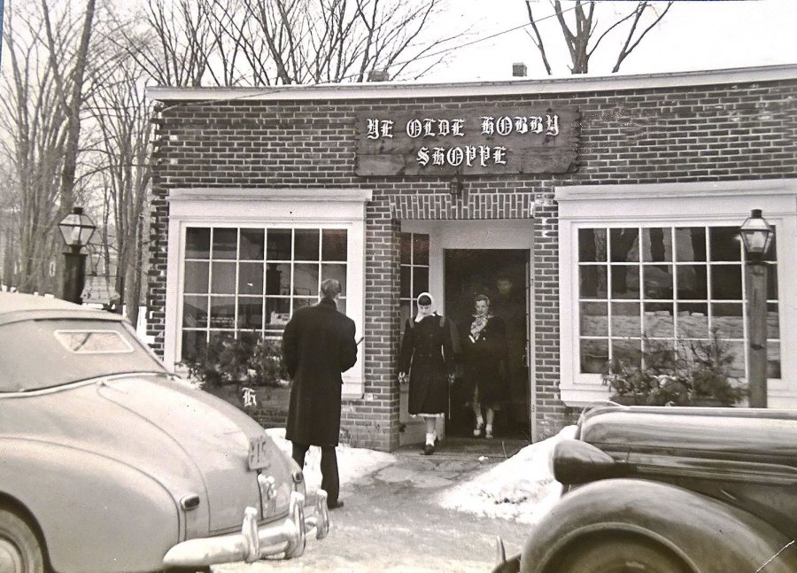 Laundry options for students in the 1950s included the Hobby Shoppe (now offices for Bates Security and Campus Safety), which had basement laundry machines. (Muskie Archives and Special Collections Library)