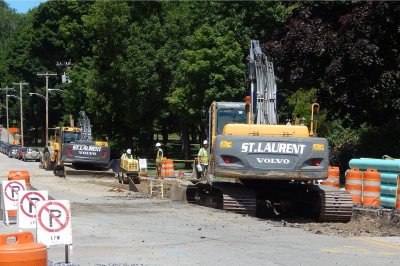 Shown here on June 30, 2016, St. Laurent & Sons Excavation will be replacing city sewers and repaving Campus Avenue during most of July. (Doug Hubley/Bates College) 