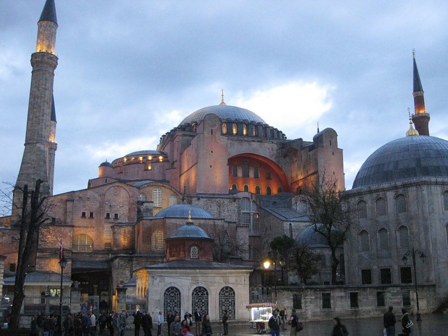 The Hagia Sophia in Istanbul, Turkey. (Photograph by Doug Van Hoewyk '98)
