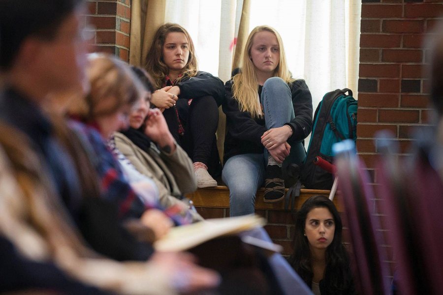 Students, staff, and faculty fill the Benjamin Mays Center to hear a Nov. 9 politics faculty postmortem on the 2016 elections. (Phyllis Graber Jensen)