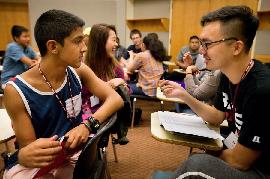 New to Bates, members of the Class of 2020 share a laugh during an academic-planning session in August 2016 as part of Bobcat First!, a pre-orientation program for first-generation-to-college students. (Phyllis Graber Jensen/Bates College)