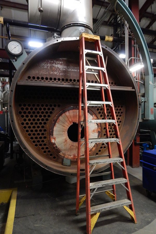 Boiler No. 1 in November 2016, prior to its conversion for burning Renewable Fuel Oil. (Doug Hubley/Bates College) 