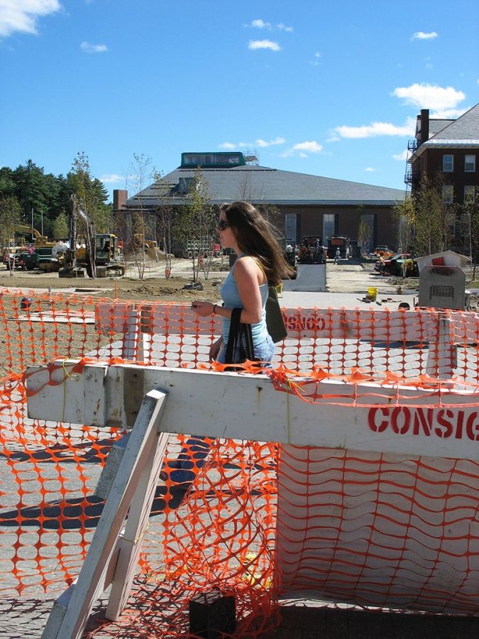 Crossing Alumni Walk via a designated lane. (Doug Hubley/Bates College)