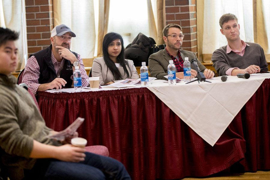 Judges Barbin, Huque, Schippers, and Christian listen to a pitch. (Phyllis Graber Jensen/Bates College)