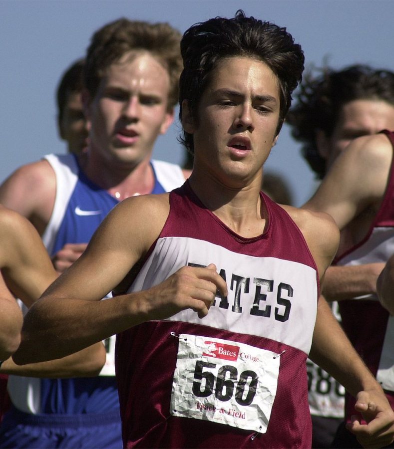 Rob Gomez '05 runs for Bates as a sophomore in 2002.