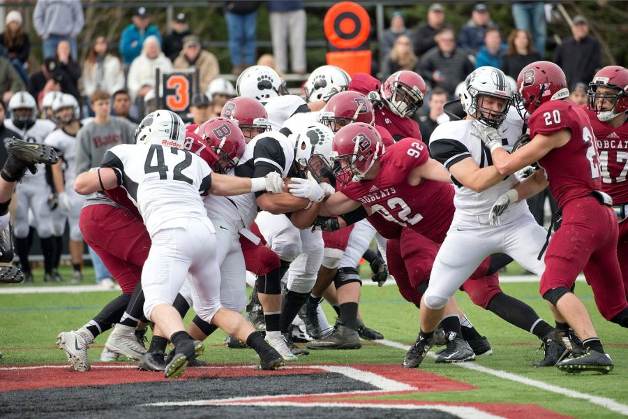 151107_Football_Bowdoin_0450_LR