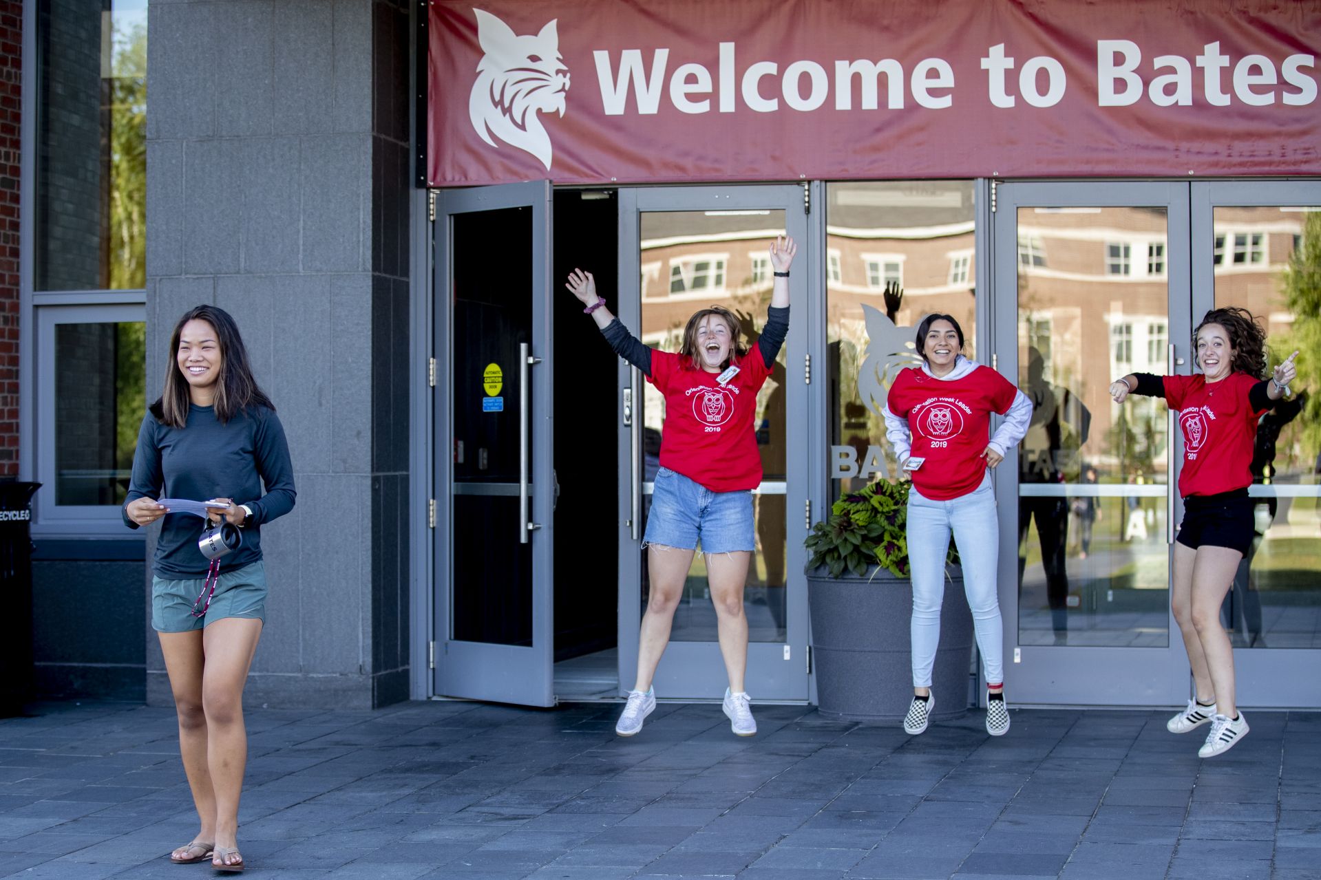 Move-In DayThe Class of 2023 arrives on campus. Students move into their new residences, attend meetings, eat lunch, pick up AESOP equipment, hear the President's Greeting on the Historic Quad, and say goodbye to their families.