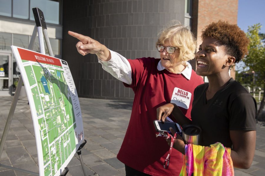 Move-In DayThe Class of 2023 arrives on campus. Students move into their new residences, attend meetings, eat lunch, pick up AESOP equipment, hear the President's Greeting on the Historic Quad, and say goodbye to their families.