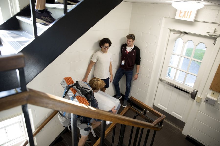 Move-In DayThe Class of 2023 arrives on campus. Students move into their new residences, attend meetings, eat lunch, pick up AESOP equipment, hear the President's Greeting on the Historic Quad, and say goodbye to their families.