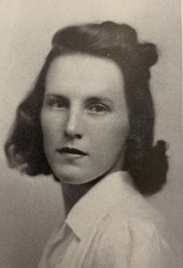 Dorothy Foster Kern ’42, pictured in the 1942 Mirror yearbook (Muskie Archives & Special Collections)