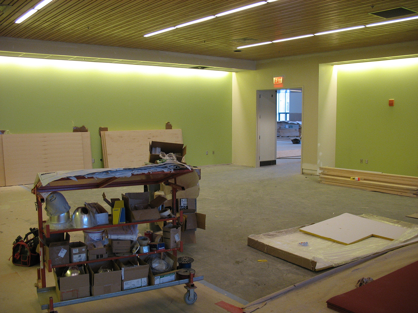 New Commons construction — arcade dining. (Doug Hubley/Bates College)