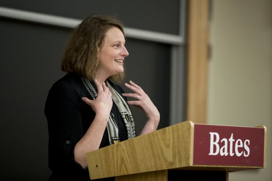 Shown introducing a Literary Arts Live guest in 2017, Jessica Anthony '96 reads from her new novel, "Enter the Aardvark," in an LAL presentation on Jan. 16. (Phyllis Graber Jensen/Bates College)