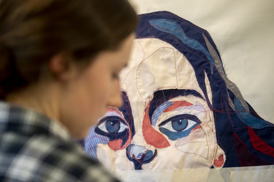 Olin Arts CenterPamela Johnson and senior art thesis students will be wrapping up a writing assignment. They then disperse to work in their Olin studios.