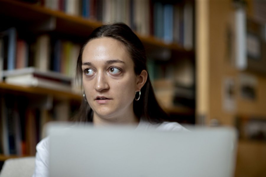 Ava listens to adviser Costlow. (Phyllis Graber Jensen/Bates College)