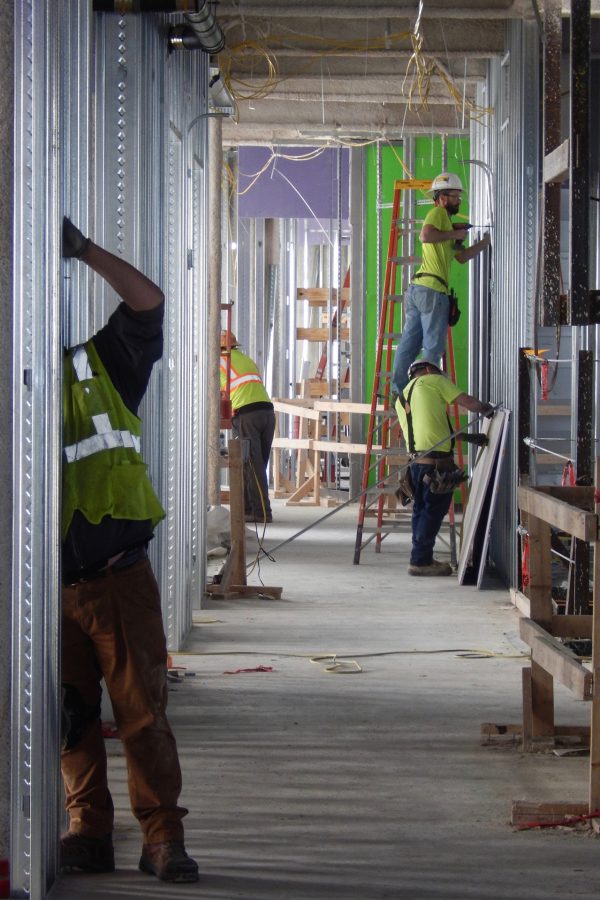 Building walls and running utilities on the first floor of the Bonney Science Center. (Doug Hubley/Bates College)