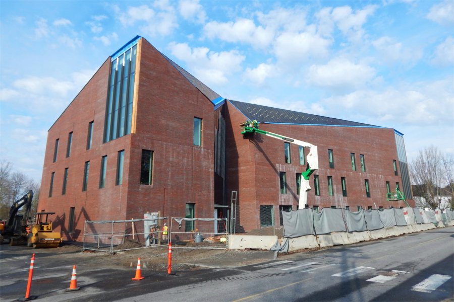 The Bonney Science Center seen from the junction of Campus Avenue and Bardwell Street on April 21. (Doug Hubley/Bates College)